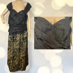 Illiana ball gown black gold embroidered beaded 20W sequin